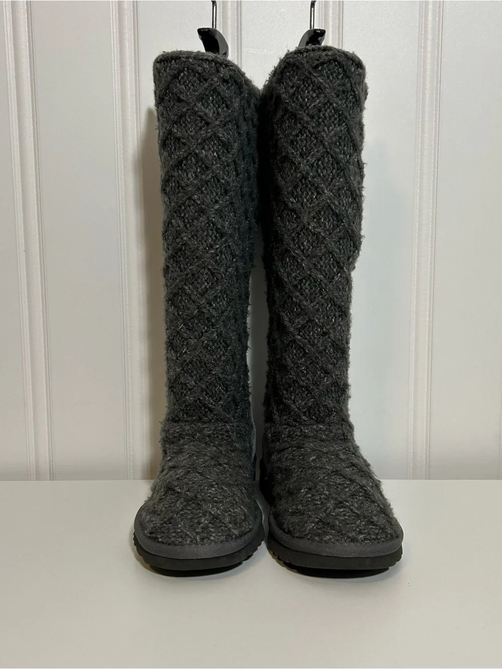 UGG lattice cardy Women's Gray Quilted Knit Tall Button Boot